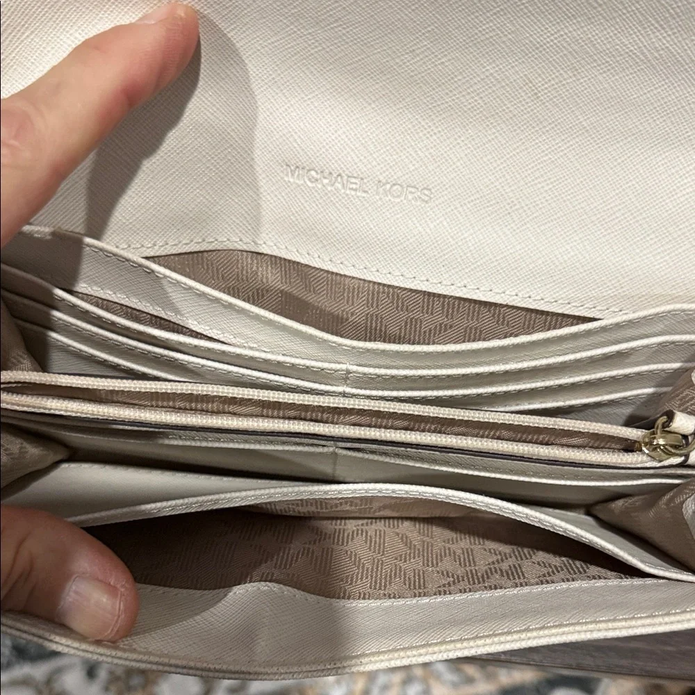 Michael Kors Beige Monogram Wallet - Picture 8 of 15
